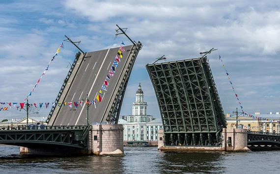 В Санкт-Петербурге из-за загруженности дорог въезд в город станет платным