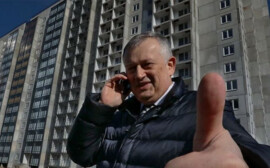 Жители Ленинградской области призвали Александра Дрозденко уйти на дистанционную работу
