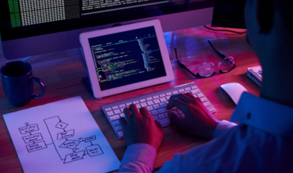 Сколько зарабатывают frontend разработчики. Перспективы работы в России и в мире в 2023 году
