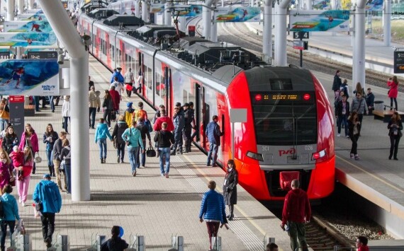 Расписание поездов на вокзалах теперь будет транслироваться с учетом местного времени