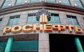 «Роснефть» и дрифт-команда Evil Empire провели городской квест на АЗС Санкт-Петербурга
