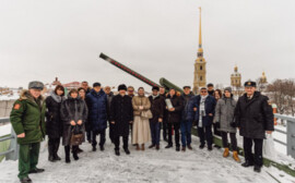 Артиллерийский залп в честь юбилея