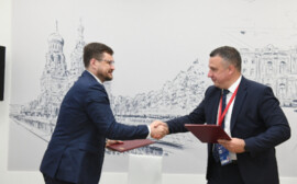 На ПМЭФ-2022 подписано соглашение между АО «ЕИРЦ Петроэлектросбыт» и ГУП «ТЭК СПб» об оптимизации сбытовой деятельности