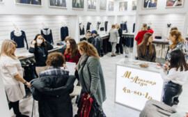 Бренд «Маленькая Леди» существует более 25 лет и все эти годы выпускает коллекции модной дизайнерской одежды только для девочек