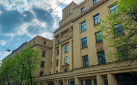 Еще не слышал о Финансовом университете при Правительстве Российской Федерации? Тогда тебе пора о нем узнать!