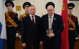 Ректору СПбГУПТД вручили государственную награду — он удостоен звания «Заслуженный деятель науки Санкт‑Петербурга»