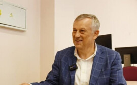 Александр Дрозденко рассказал об упрощении благодаря цифровизации получения гражданами соцуслуг
