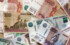 Рубль вырос к доллару и евро благодаря позитивным сигналам с внешних рынков и дорожающей нефти